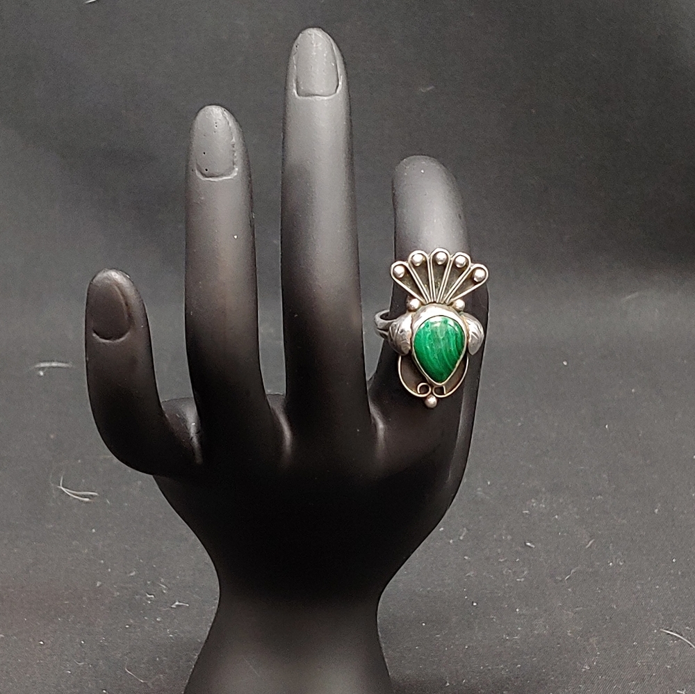 Native American Malachite Silver Ring